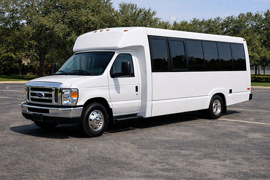 18-passenger minibus rental Wasco TX